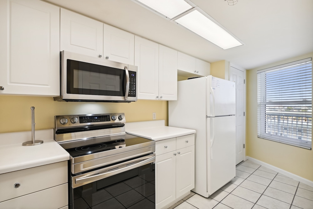 seacrest 504 2 bedroom condo by redawning