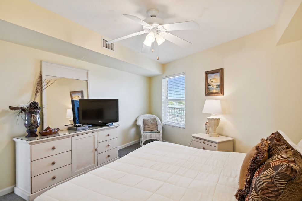 seacrest 504 2 bedroom condo by redawning