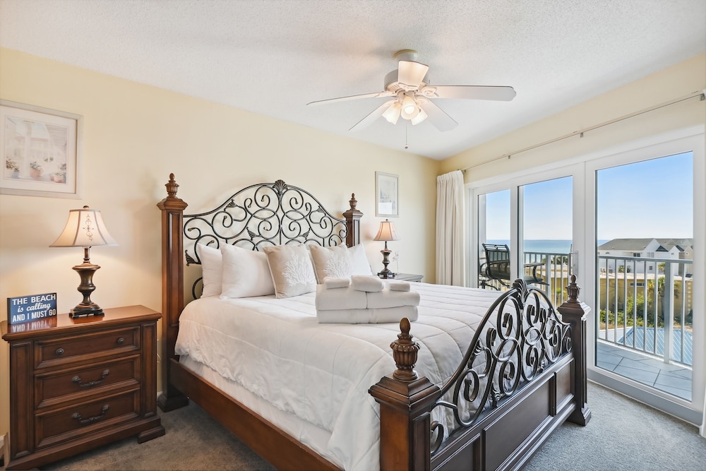 seacrest 504 2 bedroom condo by redawning