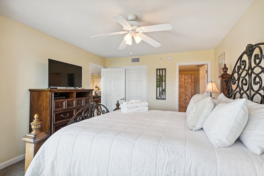 seacrest 504 2 bedroom condo by redawning