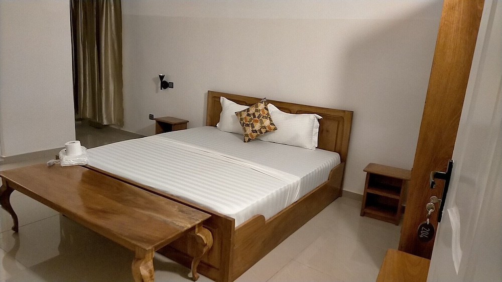 elogia hotel