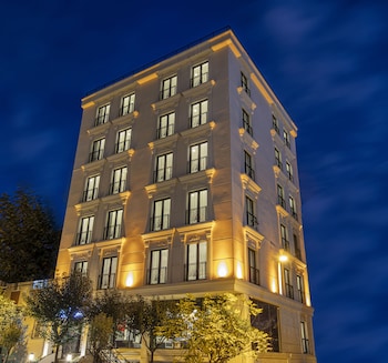 mr beyaz butik hotel