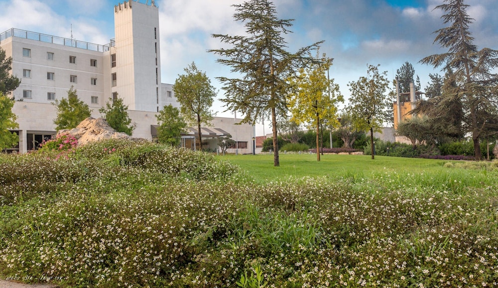 mate yehuda regional council