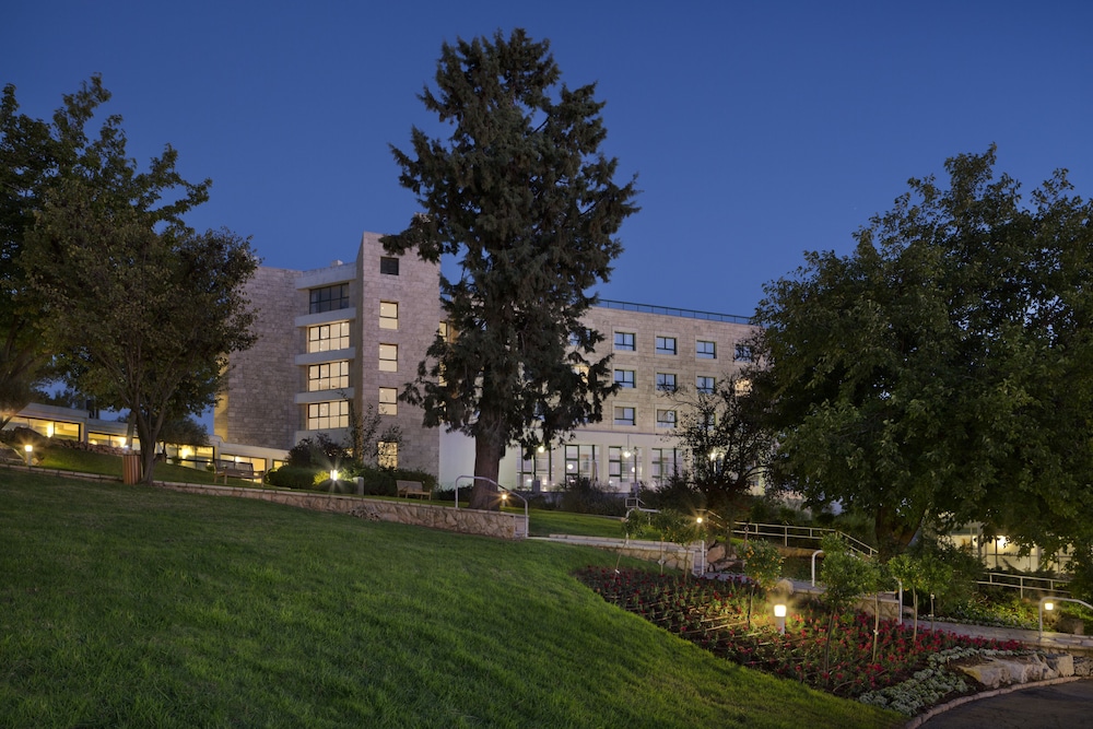 mate yehuda regional council