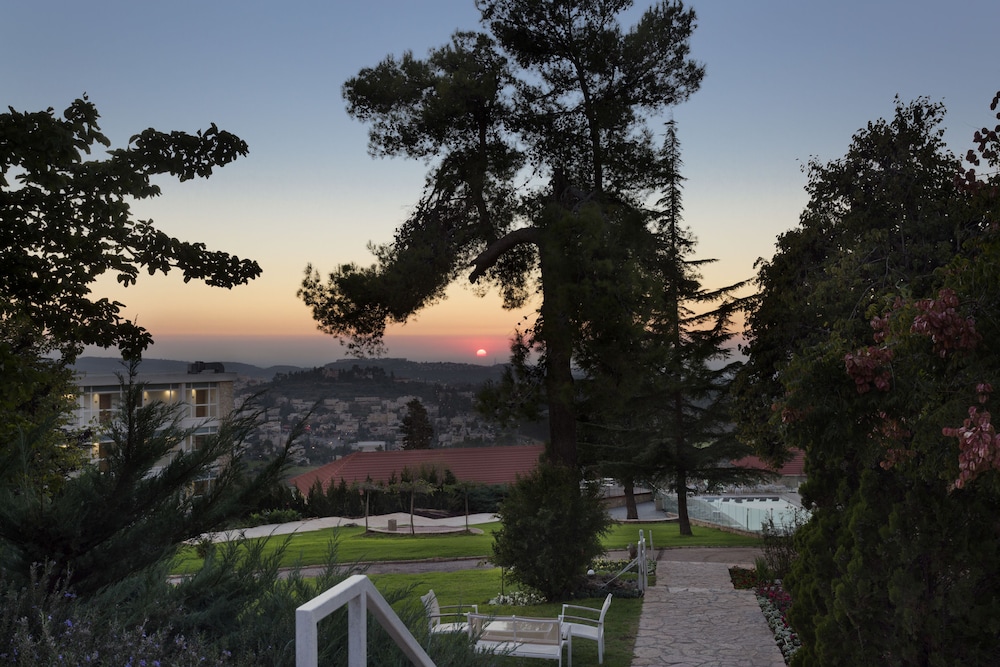 mate yehuda regional council