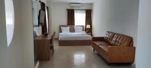 downtown hotel