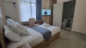 downtown hotel