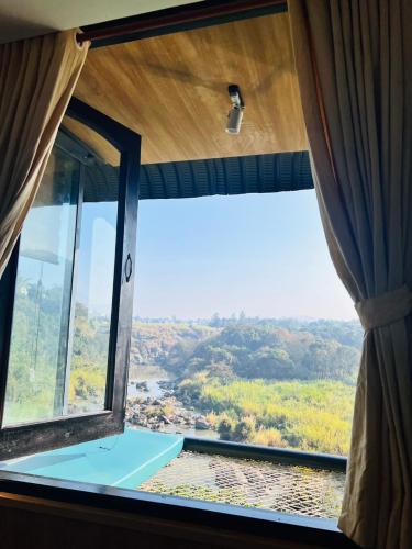 homestay lien khuong waterfall