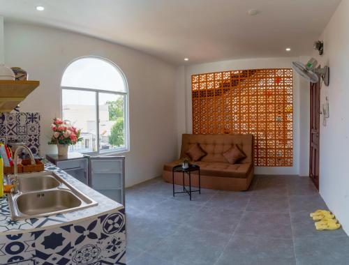 mekong 69 hostel canh ben ninh kieu