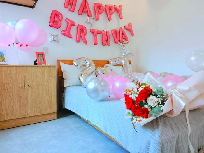 mekong 69 hostel canh ben ninh kieu