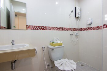 hotel the journey patong new