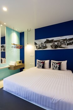 hotel the journey patong new