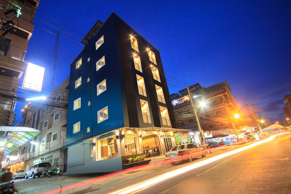 hotel the journey patong new