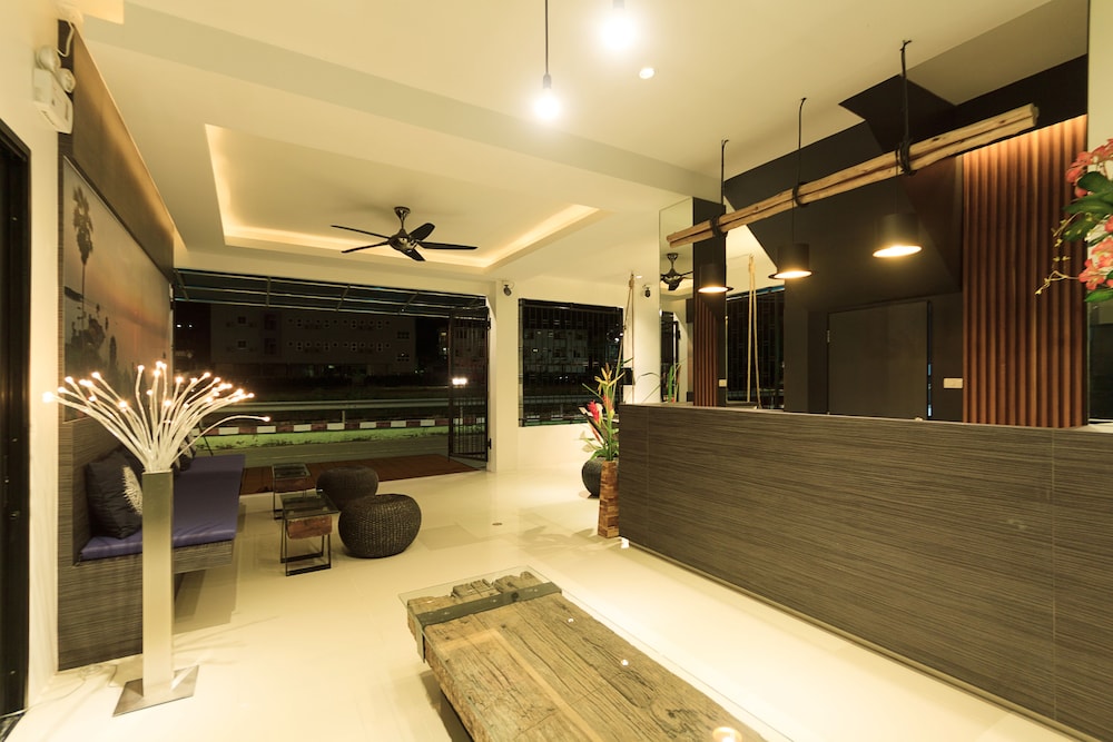 hotel the journey patong new