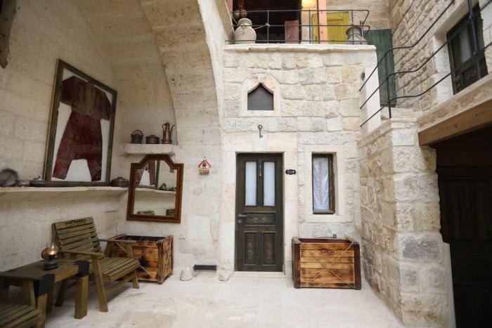 hanci cave hotel