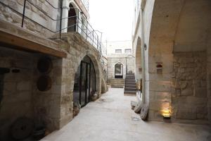 hanci cave hotel