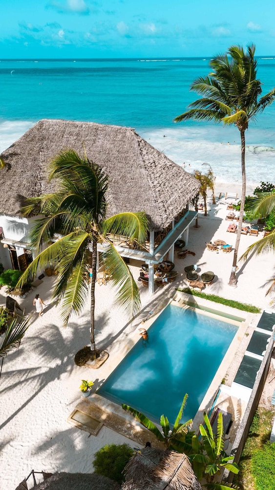 maisha matamu beach hotel