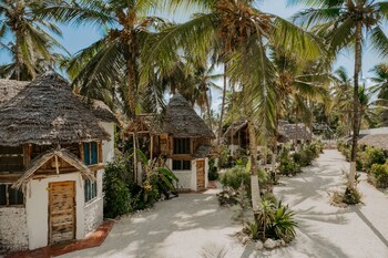 maisha matamu beach hotel