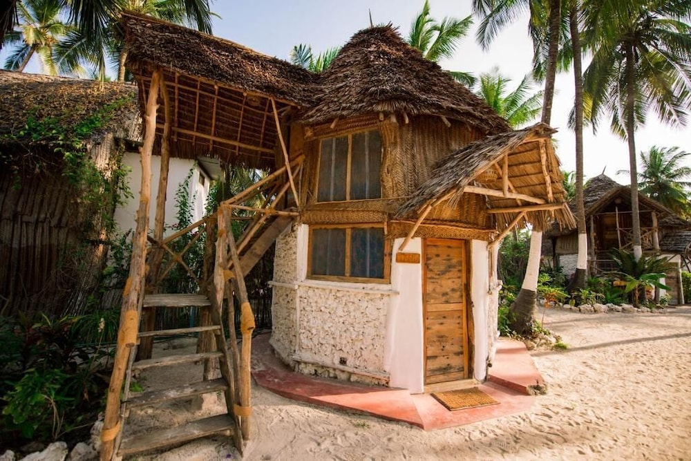 maisha matamu beach hotel