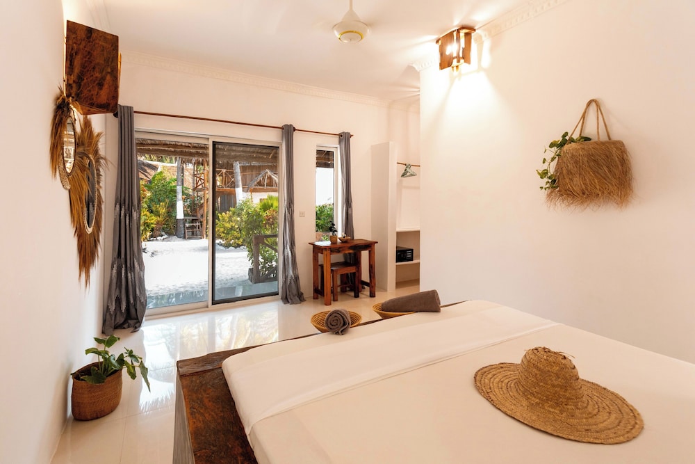 maisha matamu beach hotel