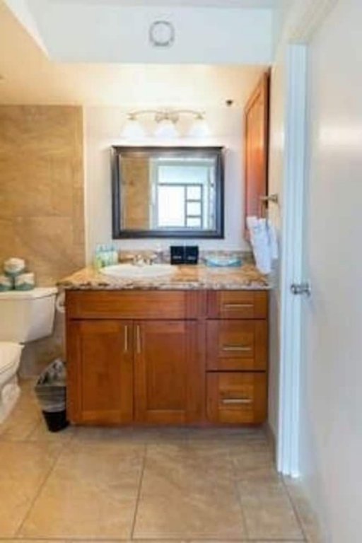 deluxe panoramic mountain view condo 37th floor free parking and wifi