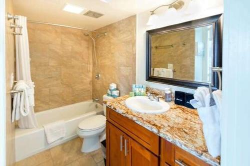 deluxe panoramic mountain view condo 37th floor free parking and wifi