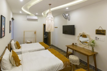 hoi an lazy bear hostel