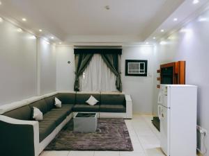 burj al hayat furnished suites al malaz