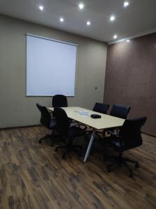 burj al hayat furnished suites al malaz