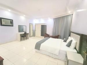 burj al hayat furnished suites al malaz