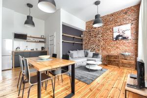 margi absynth apartament