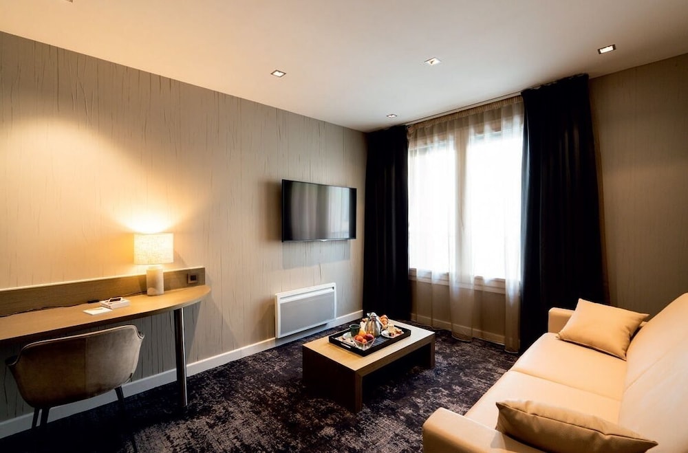 hotel pavillon de lermitage