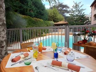 Hotel Pavillon De L'ermitage,,4 star