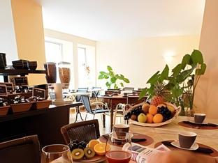 hotel pavillon de lermitage
