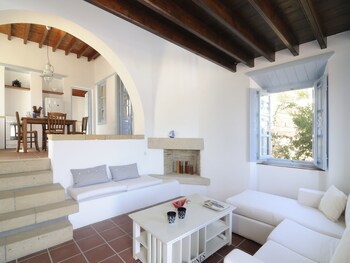 onar patmos