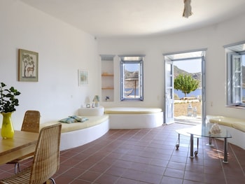 onar patmos