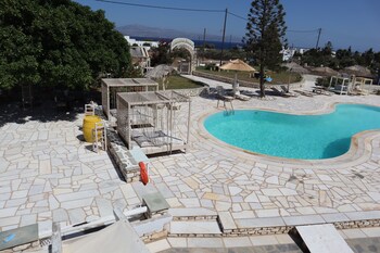 fyrogenis palace hotel apartments