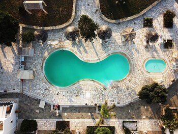 Fyrogenis Palace Hotel - Apartments,,2 star