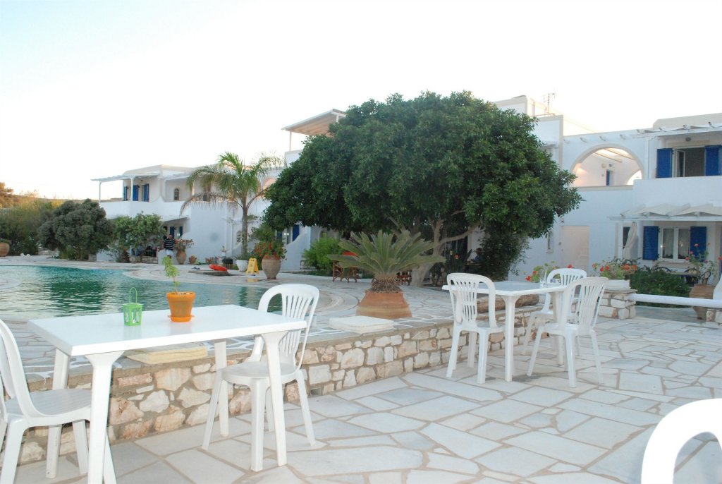 fyrogenis palace hotel apartments
