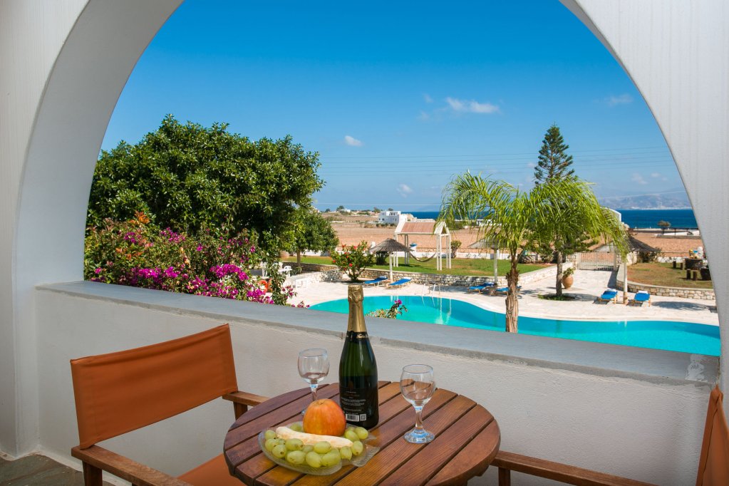 fyrogenis palace hotel apartments