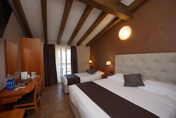 hotel clarin 14 by dori