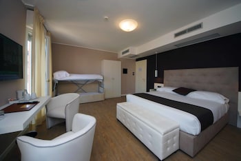 hotel clarin 14 by dori