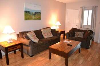 river place 19 2 br condo