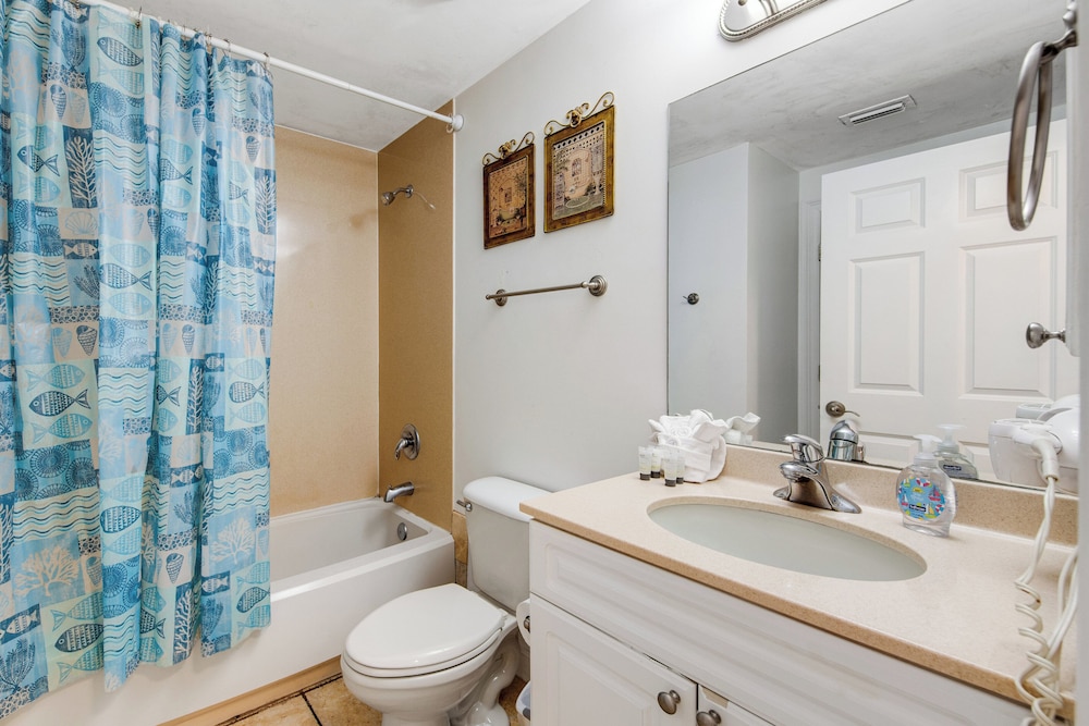 fantastic ocean front 1 bd condo at boardwalk in panama city beach