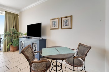 fantastic ocean front 1 bd condo at boardwalk in panama city beach