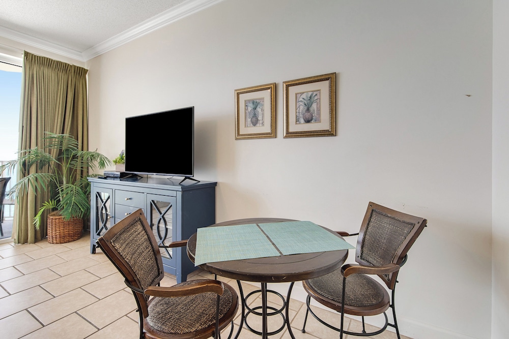 fantastic ocean front 1 bd condo at boardwalk in panama city beach