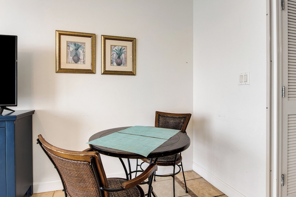 fantastic ocean front 1 bd condo at boardwalk in panama city beach