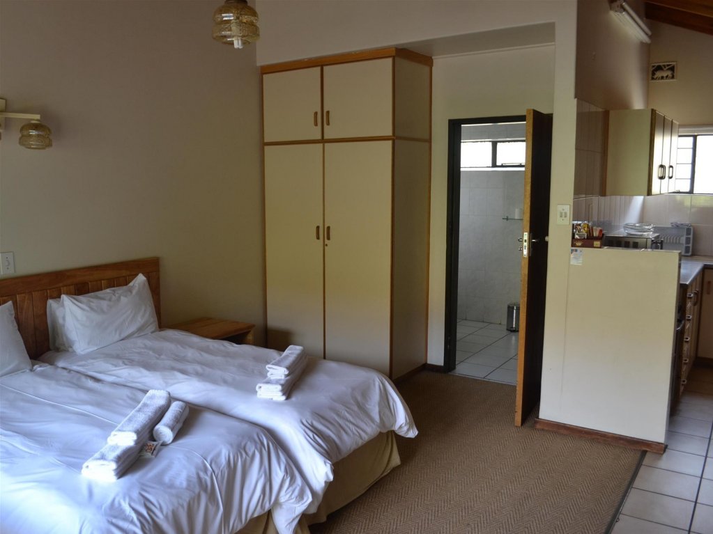 Golden Gate Hotel,Free State>>Clarens,3 star