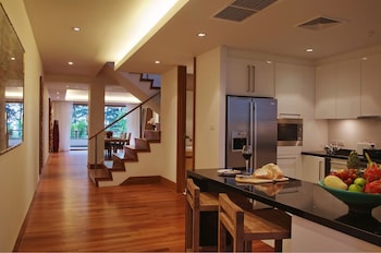 the pearl of naithon