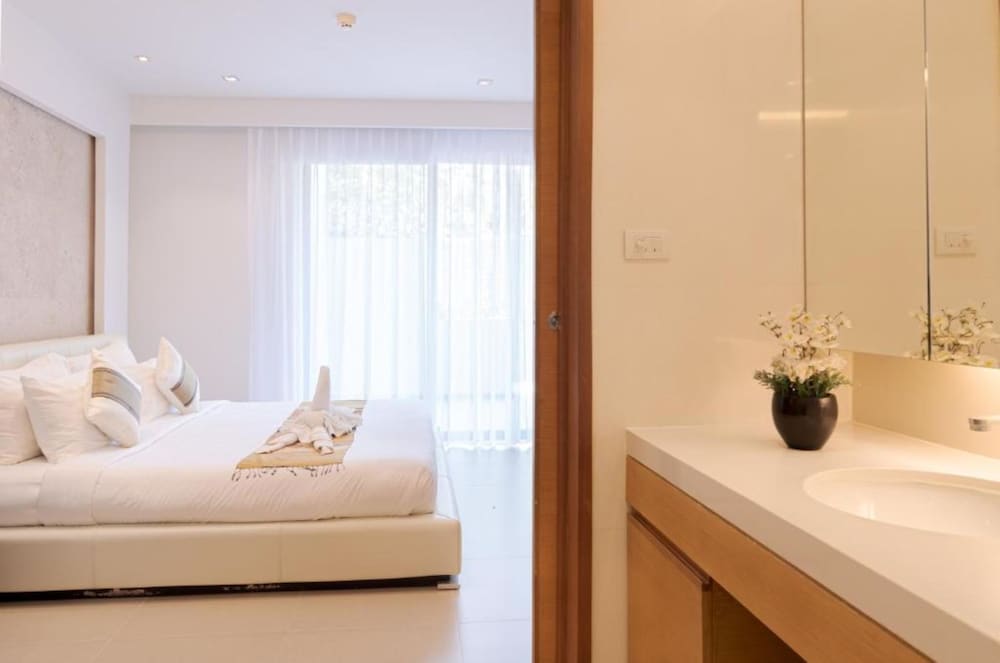 the pearl of naithon